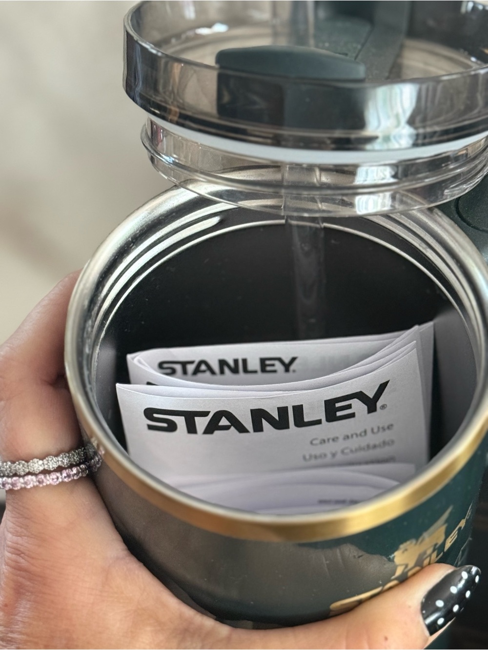 Stanley Flowstate Tumbler - Picture 4 of 5